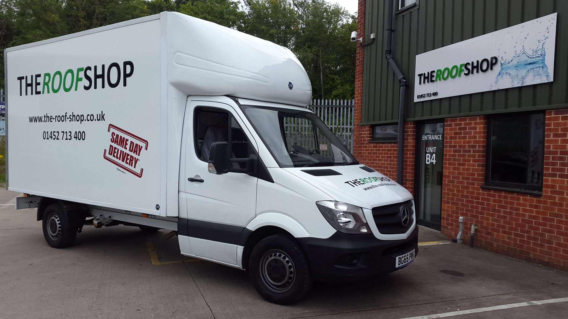 Roof SHop van